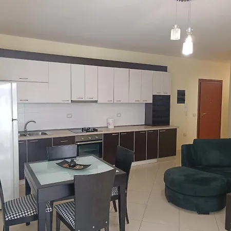 Kevin's Apartament Wlora