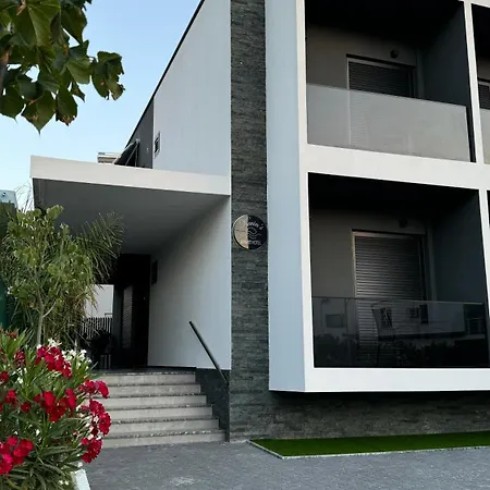 Kevin's * Vlore