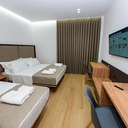 Kevin's Hotel *