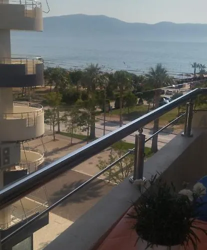 公寓 Kevin's Vlorë